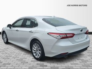 Toyota Camry G 2.5 Hybrid - Image 2