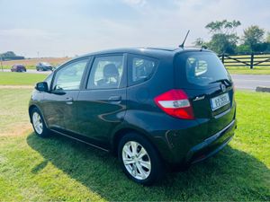 Honda Fit 1.4 I VTEC SE-S CVT 4DR A AUTO - Image 4