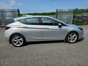 Opel Astra 2015 1.6 CDTI SRI 110 - Image 3