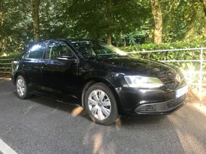 Volkswagen Jetta 1.6 TDI TRENDLINE - Image 3