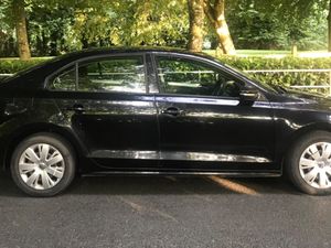 Volkswagen Jetta 1.6 TDI TRENDLINE - Image 4