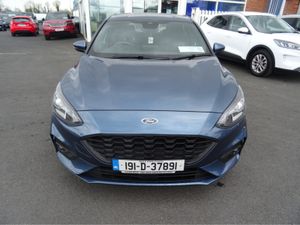 Ford Focus ST-LINE 1.0 ECOBOOST 125 125PS 4DR - Image 2