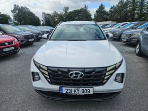 Hyundai Tucson Executive Phev 5DR Auto - Image 2