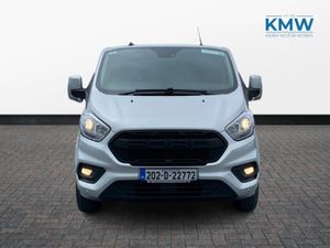 Ford Transit Custom 2.0 TDCI SWB Limited - Image 4