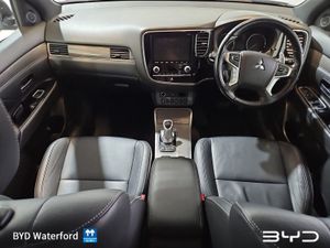Mitsubishi Outlander 2.4l Plug-in EV Intense 5 Se - Image 3