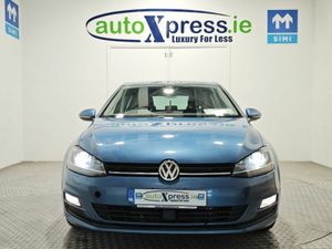 Volkswagen Golf 1.2 TSI Automatic, Reversing camer - Image 3
