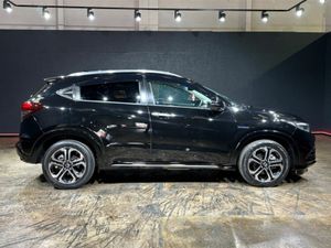 Honda Vezel 1.5 HYBRID SUV - TWO TONE BROWN/BLACK - Image 3