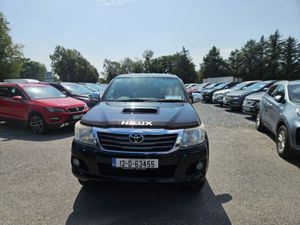 Toyota Hilux 3.0 D4D Invincible D/C 4DR - Image 2