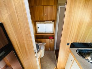 2013 (132) CHASSON FLASH 10 LOW PROFILE 4 BERTH - Image 3