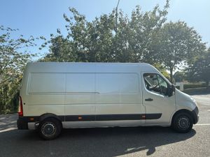 Renault Master 2014 Low mileage - Image 3