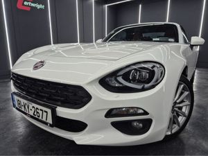 Fiat 124 Spider LUSSO  PLUS - Image 2
