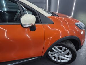 Renault Captur INTENSE 1.5 DCI 90 4DR - Image 2
