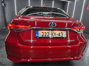 Toyota Corolla LUNA 4DR AUTO HYBRID - Image 2