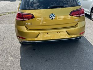 Volkswagen Golf - Image 4
