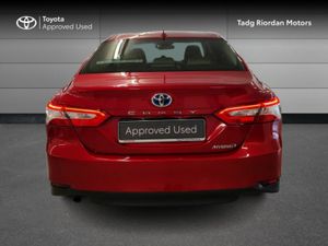 Toyota Camry HYBRID SOL - Image 4