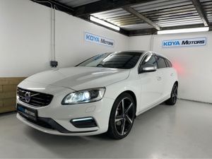 Volvo V60 2.0 D4 R-DESIGN DIESEL AUTO // FULL LEAT - Image 2