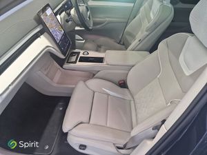 Volvo EX90 Fully Electric  Twin Motor Ultra (dark - Image 4