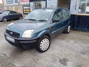 Ford Fusion 2003 New NCT 13 months NCT Tiny Mileag - Image 4