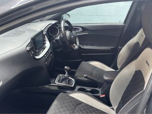 Kia Ceed GT LINE HP COMMERCIAL 5DR - Image 4