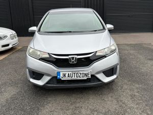 Honda Fit 1.5 HYBRID AUTO - Image 2