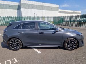 Kia Ceed 1.0 PETROL, GT LINE, BIG SPEC, LOW MILEAG - Image 4