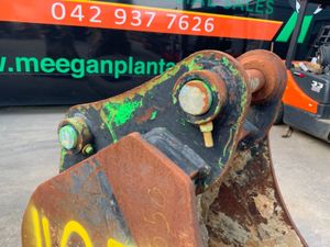 24" GEITH DIGGING BUCKET....65mm PINS.....1425-2. - Image 3