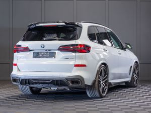 2025 BMW X5 X-Drive 50e M-Sport - Image 3