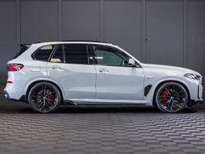 2025 BMW X5 X-Drive 50e M-Sport - Image 2