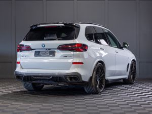 2025 BMW X5 X-Drive 50e M-Sport - Image 3