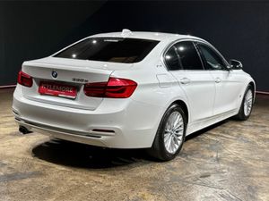 BMW 3-Series 330E AUTOMATIC 2.0 HYBRID - FULL BLAC - Image 4