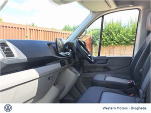 Volkswagen Crafter Trendline MWB 140HP Auto - Image 4