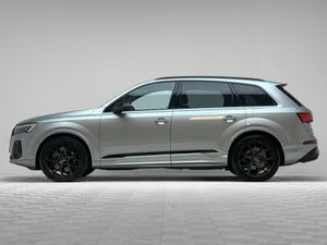 Audi Q7 55 Tfsi E Black Edition Quattro - Image 4