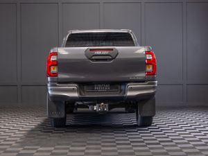 2023 Toyota Hilux Invincible 5 Seat N1 Crewcab - Image 4