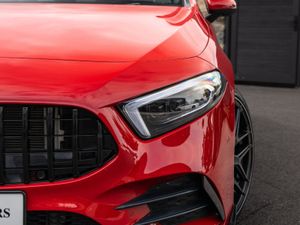 MERCEDES BENZ A CLASS A250 AMG LINE 4WD PANROOF - Image 4
