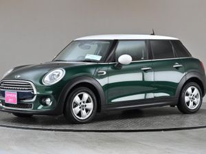 MINI Cooper 1.5 Cooper Auto 5DR  reverse Cam park - Image 4