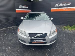 Volvo V70 1.6 T4 ESTATE AUTO - Image 3