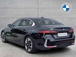 BMW i5 Edrive40 Sport Edition - Image 3