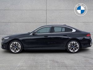 BMW i5 Edrive40 Sport Edition - Image 4