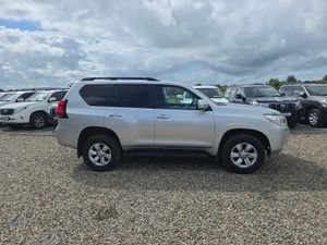 Toyota Land Cruiser LC GX LWB - Image 3