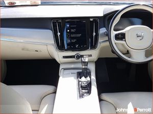 Volvo S90 D4 190hp Momentum Geartronic - Image 2