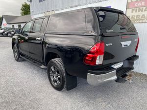 2022 TOYOTA HILUX 2.4 D-4D 4WD MANUAL PICKUP - Image 3