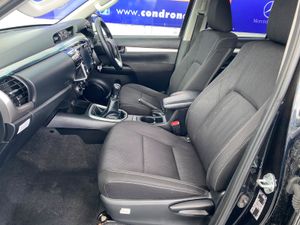 2022 TOYOTA HILUX 2.4 D-4D 4WD MANUAL PICKUP - Image 4