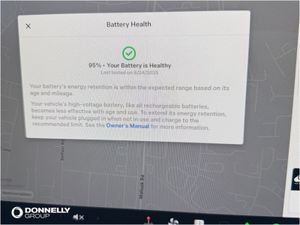 Tesla Model Y Hatchback Long Range - Image 2