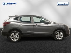Nissan Qashqai Hatchback Acenta Premium - Image 3