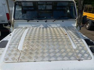 Land Rover Defender 110 utility van - Image 3