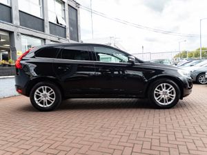 VOLVO XC60 2.0D4 SE LUXURY DELUXE 5DR ESTATE AUTO - Image 2