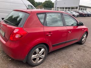 Kia Ceed 2008 - Image 4