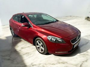 Volvo V40 1.6 D2 115PS ES Automatic - Image 3