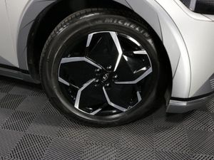 Hyundai Ioniq Premium EV - Image 3
