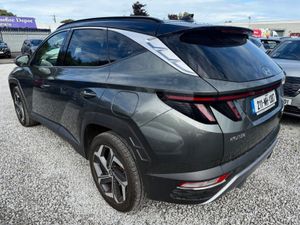 Hyundai Tucson HEV Executive Plus 2 Tone  just IN - Image 4
